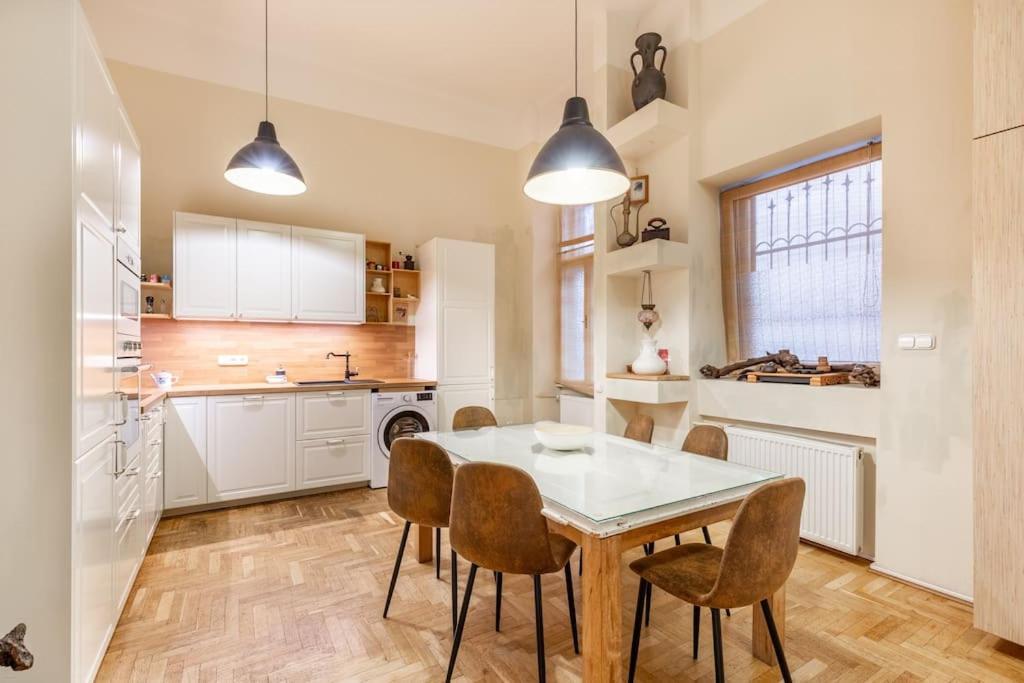 Bourgeois Boheme Apt. 88 M² City Center Будапешт Экстерьер фото
