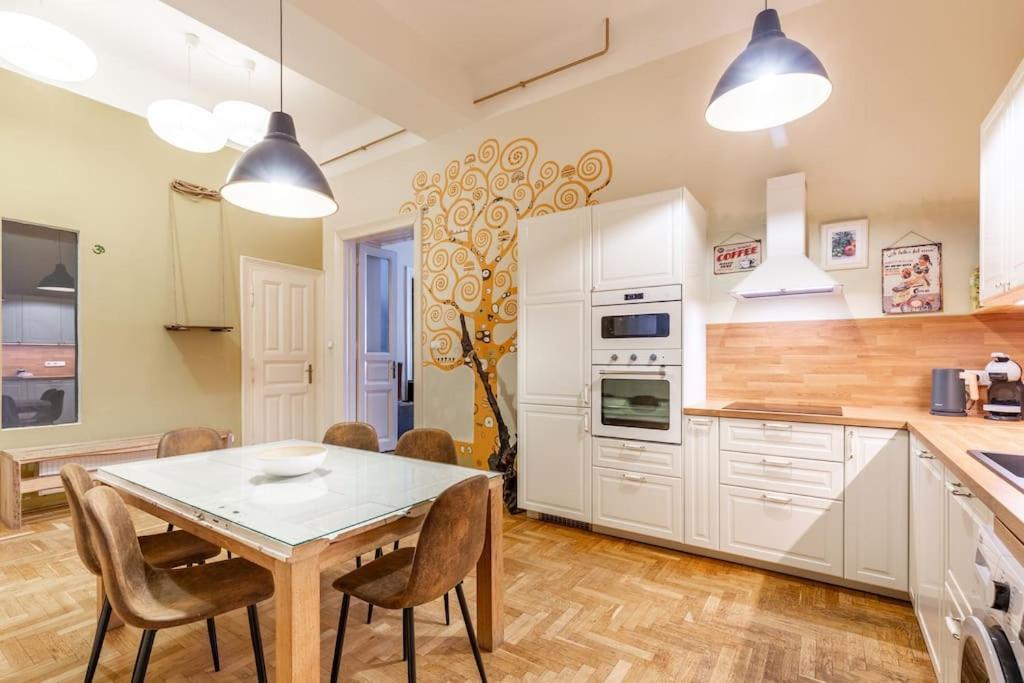 Bourgeois Boheme Apt. 88 M² City Center Будапешт Экстерьер фото